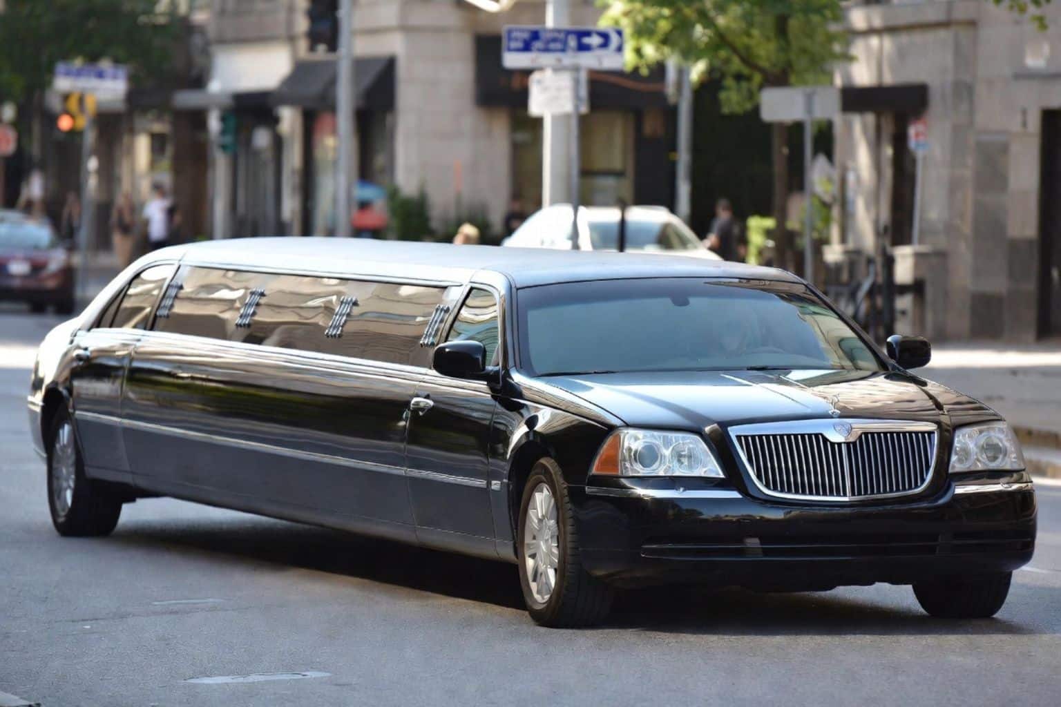 Stretch Limo Rental La Mesa CA
